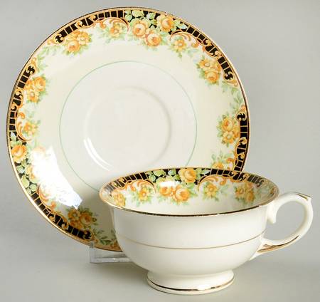 HCR12 Footed Cup & Saucer Set