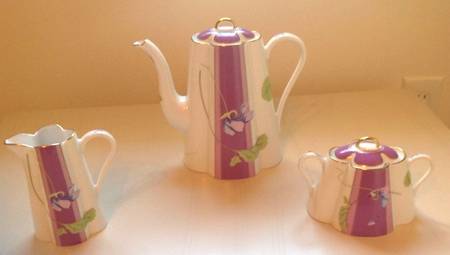 Olivia Coffee Pot & Lid