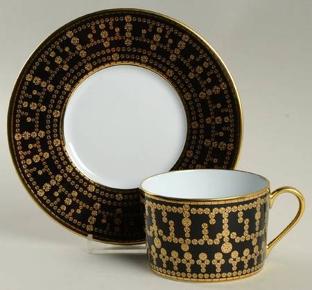 Tiara Black Gold Flat Cup & Saucer Set