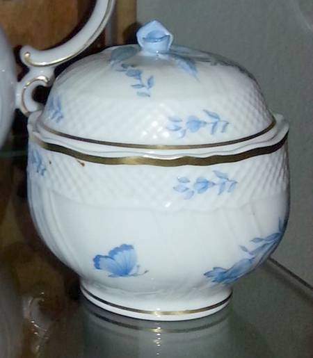 HLH8 Sugar Bowl & Lid