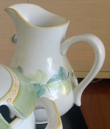 HVP15 Pitcher
