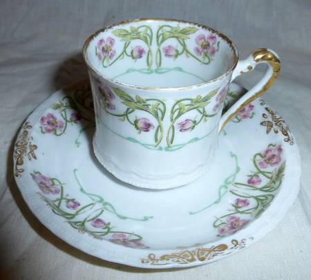 H4726 Flat Demitasse Cup & Saucer Set