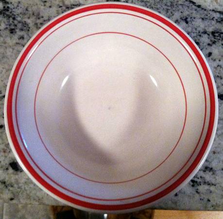HMQ116 Rim Soup Bowl