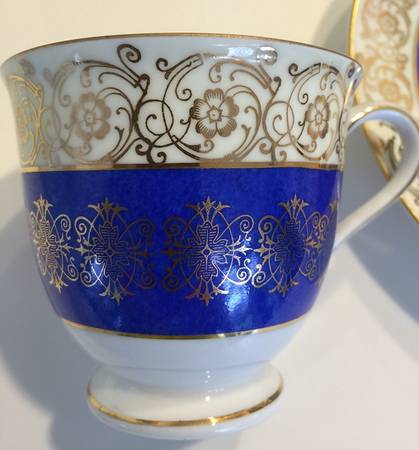 HUT2412 Footed Cup