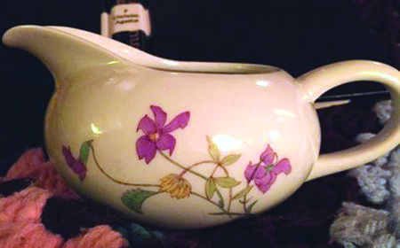 HUT2422 Creamer