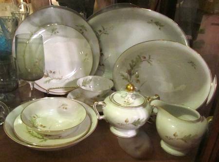 17348 (White) 14" Oval Serving Platter