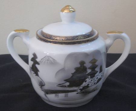 HYA47 Sugar Bowl & Lid