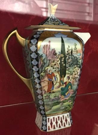 Miniature Persanes Chocolate Pot & Lid