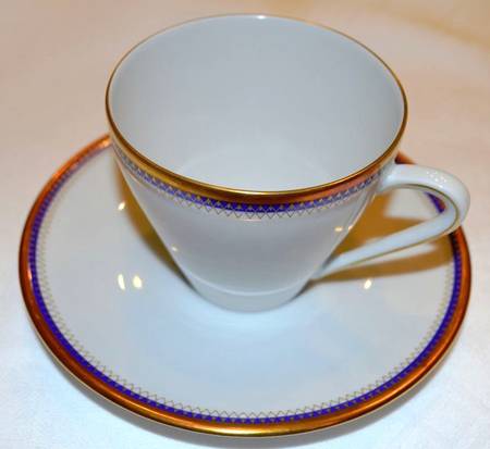2538 Flat Cup & Saucer Set