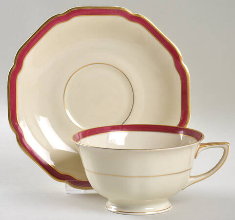 15504 Footed Cup & Saucer Set by Heinrich - H&C