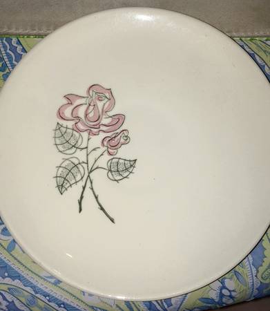 Moulin Rouge Saucer