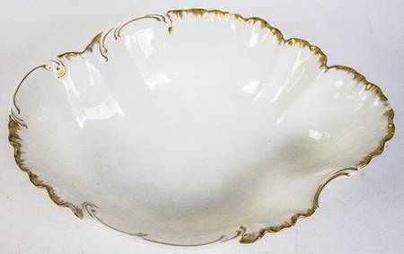 H5051 9" Oval Vegetable Bowl