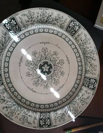 Kaiser by Hill Pottery