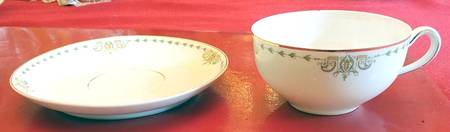 HC1606 Flat Cup & Saucer Set