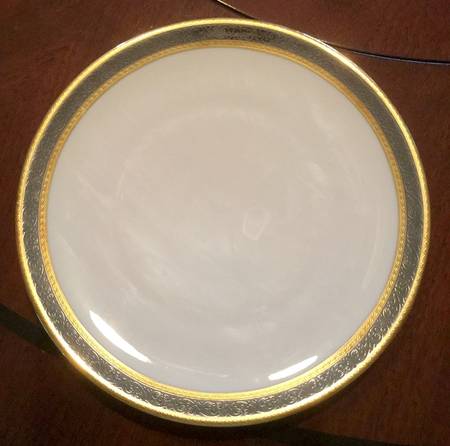 03727 Dinner Plate