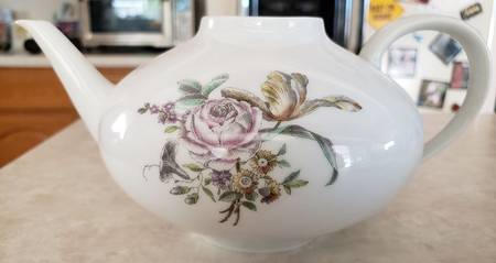 HUT2482 Teapot No Lid