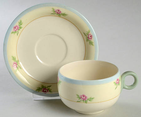 S192 Flat Cup & Saucer Set