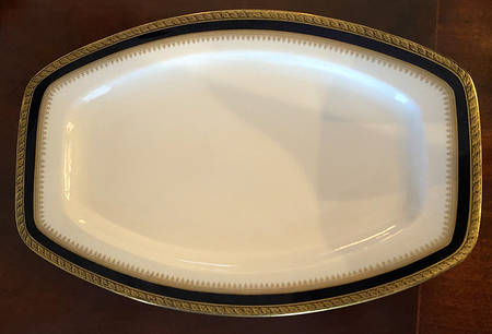 HUT2549 12" Oval Serving Platter