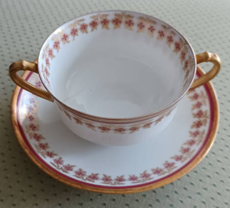 H6001 Flat Cream Soup Bowl & Saucer Set