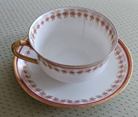 H6001 Flat Cup & Saucer Set