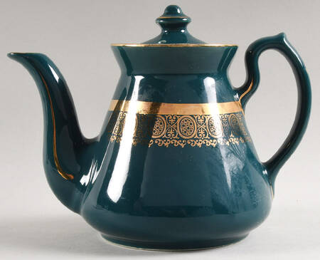 Teapots By Hall (Non-Pattern) Philadelphia Teapot