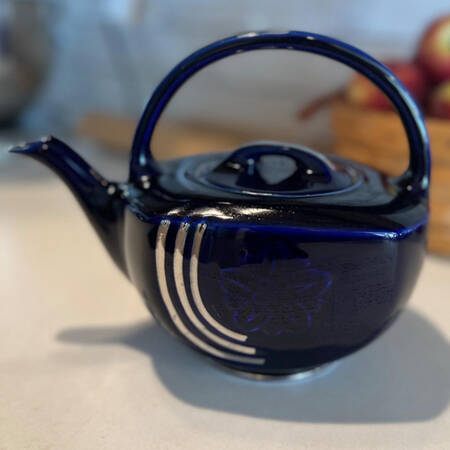 Teapots By Hall (Non-Pattern) Basket Teapot & Lid