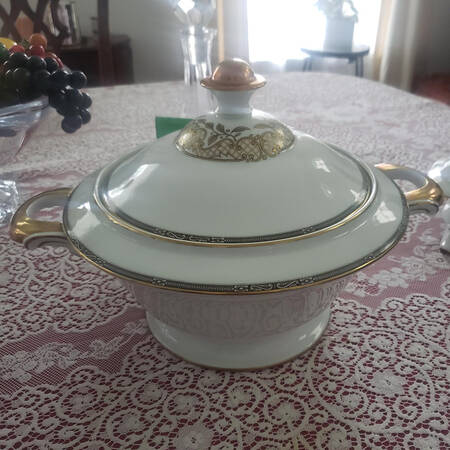 HUT3415 Round Covered Vegetable