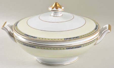 11648 Round Covered Vegetable