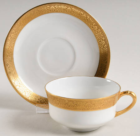 H5117 Flat Cup & Saucer Set