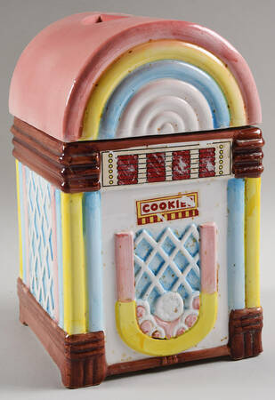 Cookie Jars Figural Cookie Jar & Lid