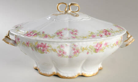 H5118 Oval Tureen & Lid