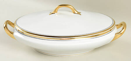 HUT9967 Oval Covered Vegetable