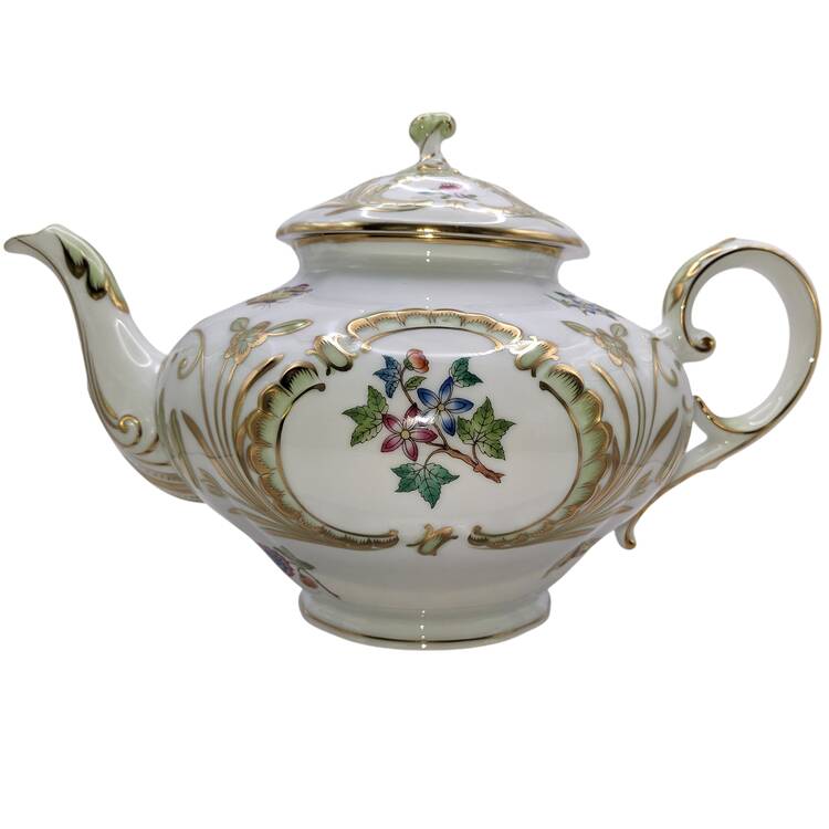 Queen Victoria (Green Border) Small Teapot & Lid