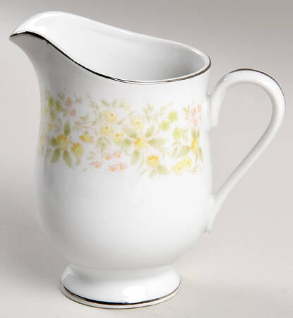 Rosette Creamer