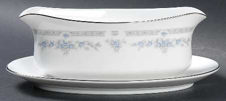 Bradford Gravy Boat with Attached Underplate