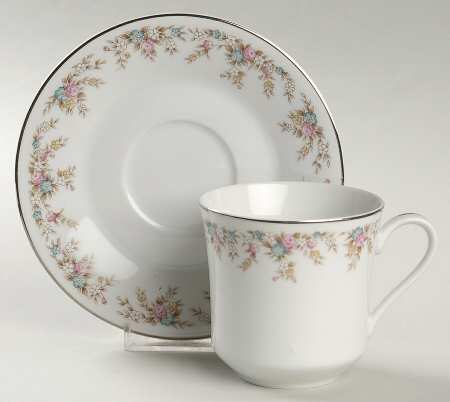 Kensington Flat Cup & Saucer Set