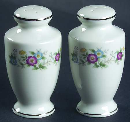 Stratford Salt & Pepper Set