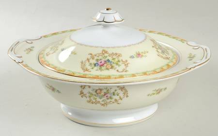 Corina Round Covered Vegetable