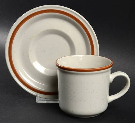 Countryside Flat Cup & Saucer Set