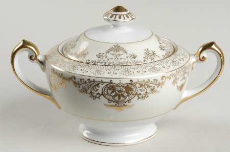 Groton Sugar Bowl & Lid