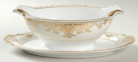 Groton Gravy Boat with Attached Underplate