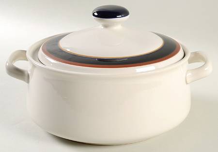 Imperial Blue Round Covered Vegetable