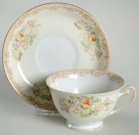 IMP7 Footed Cup & Saucer Set