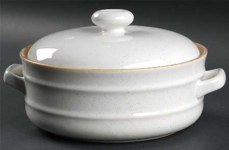 Mountain Song Round Covered Vegetable