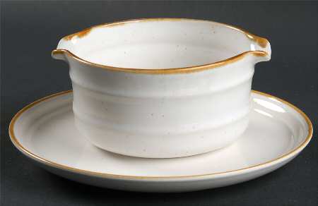 Mountain Song Gravy Boat & Underplate