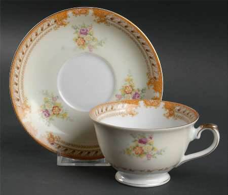 Normandie Footed Cup & Saucer Set