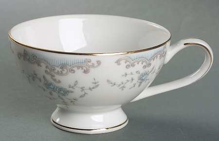 Seville Footed Cup