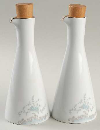 Seville Vinegar and Oil Set with Wood "V" and "O" Stoppers