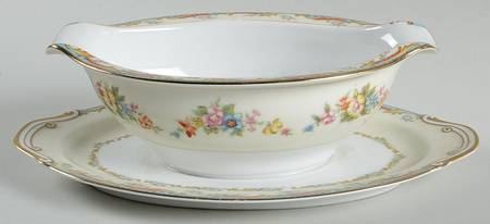 Valerie Gravy Boat with Attached Underplate