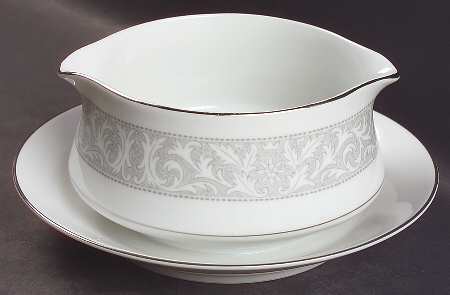 Whitney Gravy Boat with Attached Underplate